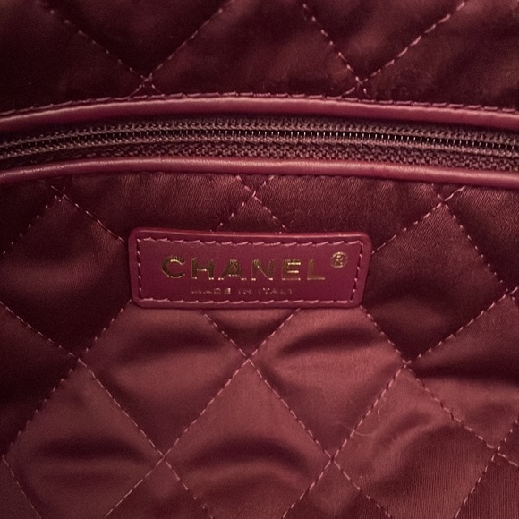 Chanel 22 - Picture 5 of 8